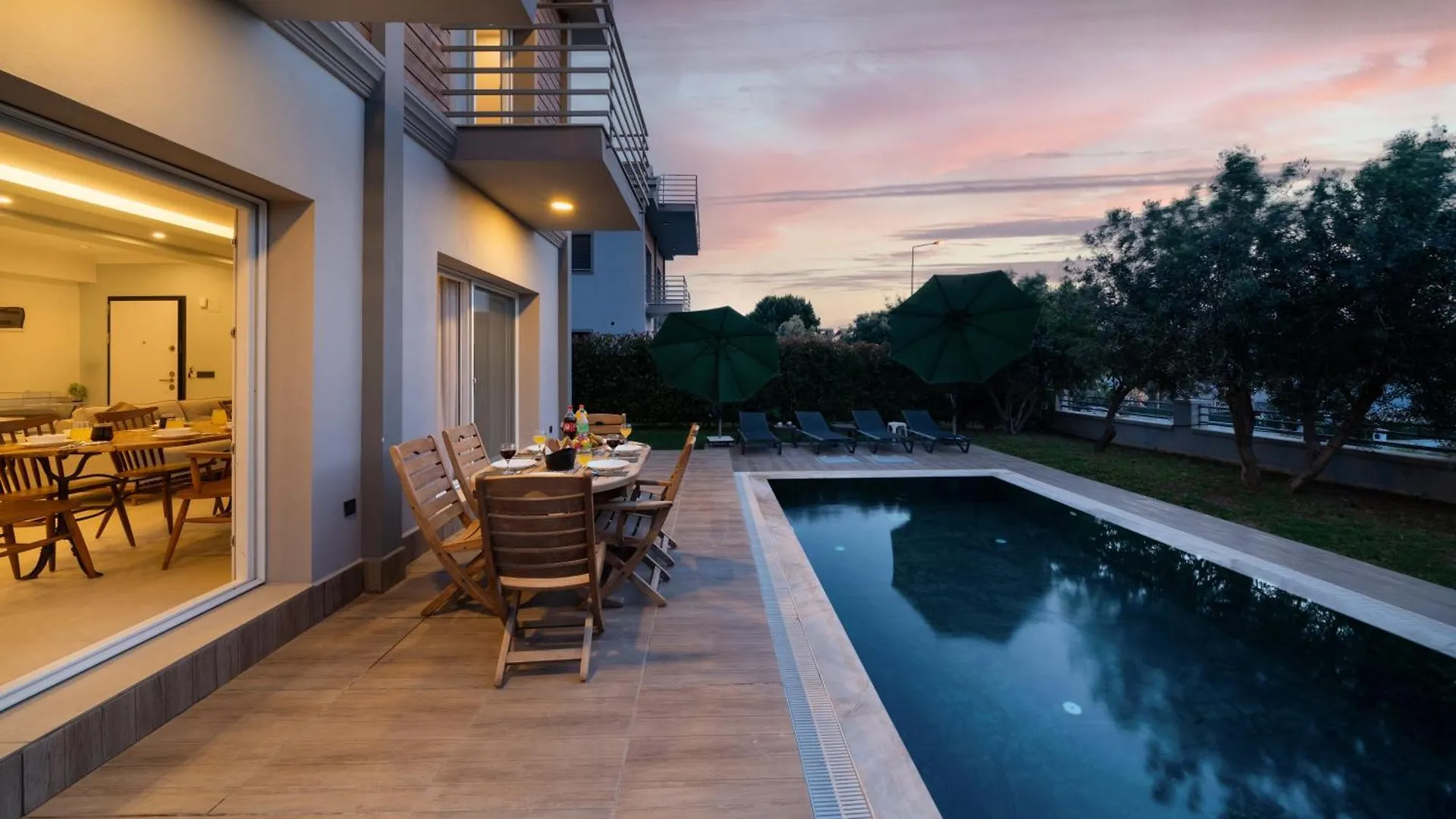 Villa Lidya 3 Bedroom Villa Close To Oeluedeniz Beach Fethiye