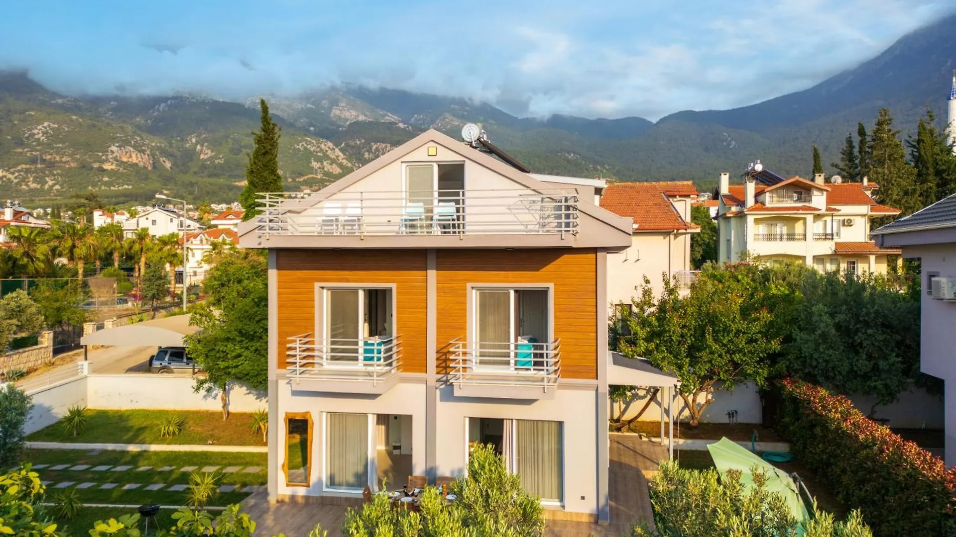 Villa Lidya 3 Bedroom Villa Close To Oeluedeniz Beach Fethiye 0*,  Turkey