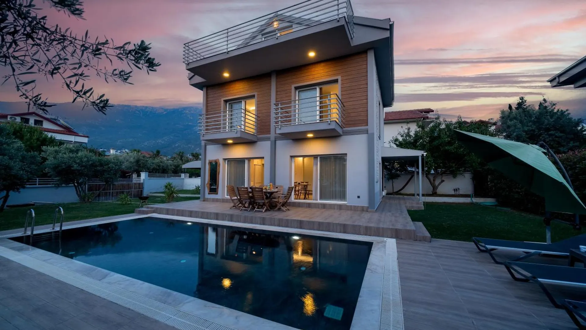 Villa Lidya 3 Bedroom Villa Close To Oeluedeniz Beach Fethiye