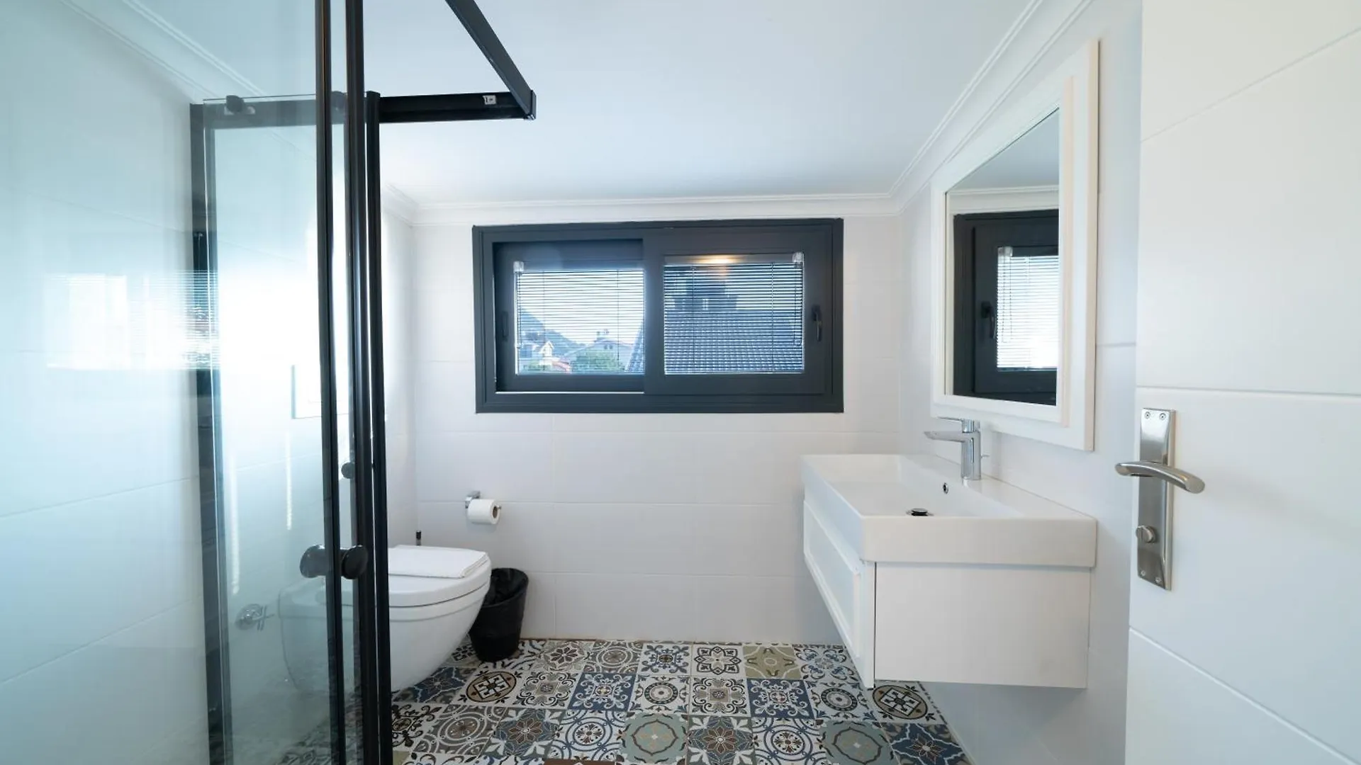 Villa Lidya 3 Bedroom Villa Close To Oeluedeniz Beach Fethiye