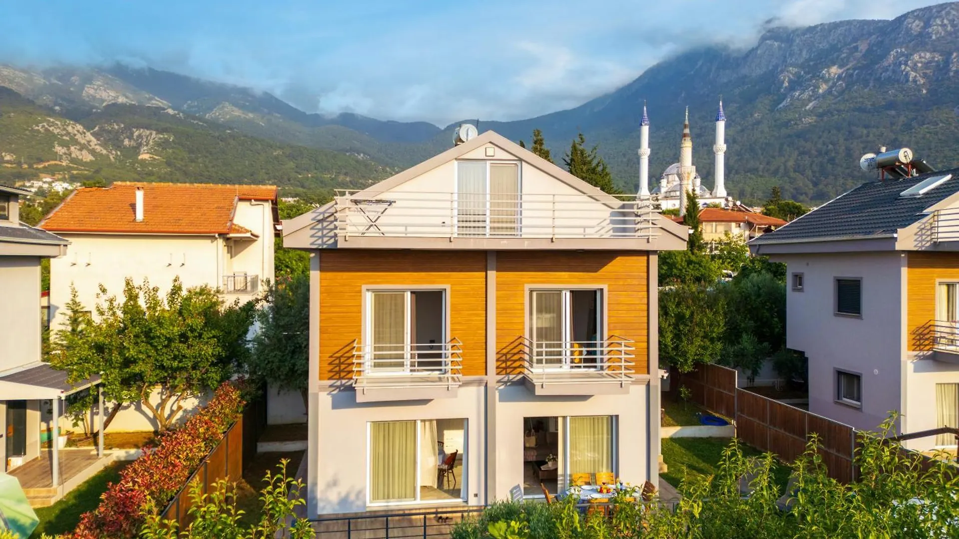 Villa Lidya 3 Bedroom Villa Close To Oeluedeniz Beach Fethiye Turecko